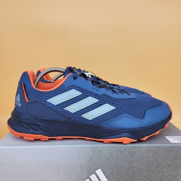 New Adidas Terrex Tracefinder Men's Trail Runner Shoes Size 11.5 - Picture 3 of 8
